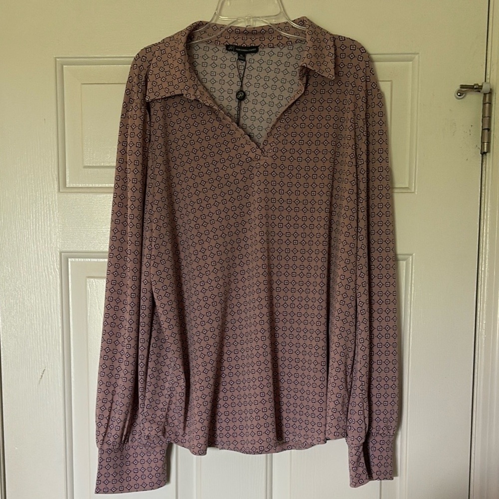 Women's Adrianna Papell Pink Patterned V-Neck Top
